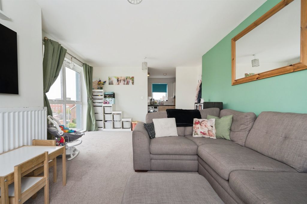 Additional image 12 of 2 bed flat for saleArgosy Crescent, Eastleigh SO50