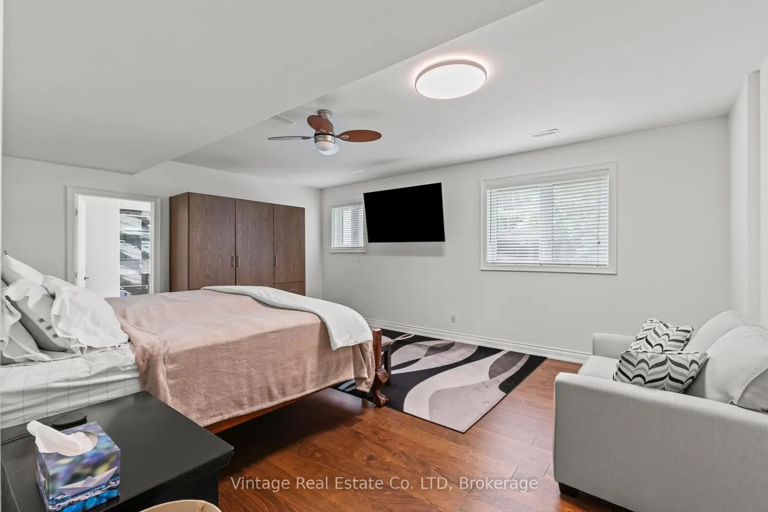 Additional image 16 of 3689 Cardinal Drive