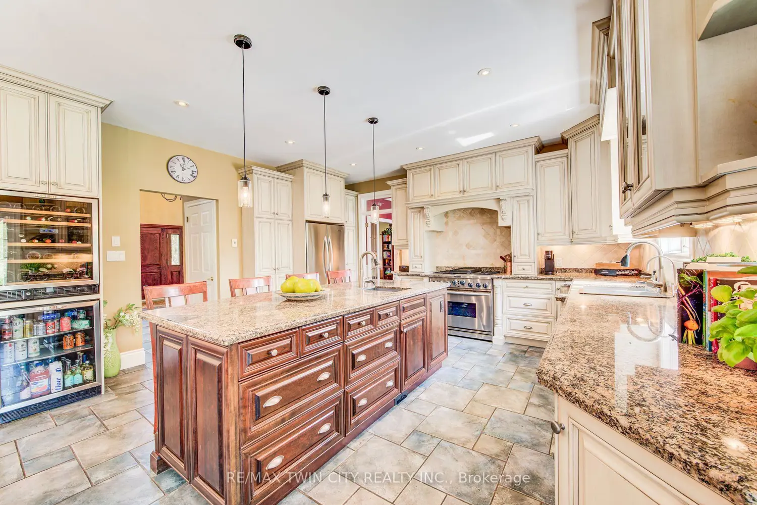 173 Golf Course Road photo 5