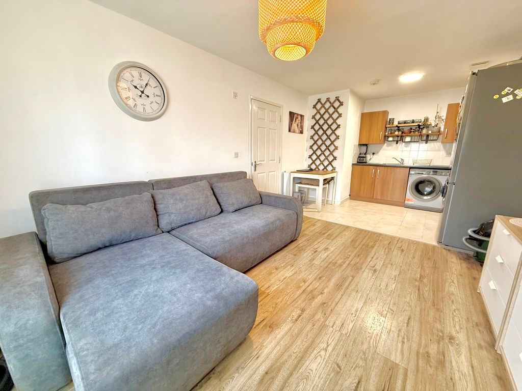 Additional image 4 of 1 bed flat for saleDaimler Drive, Dunstable LU6