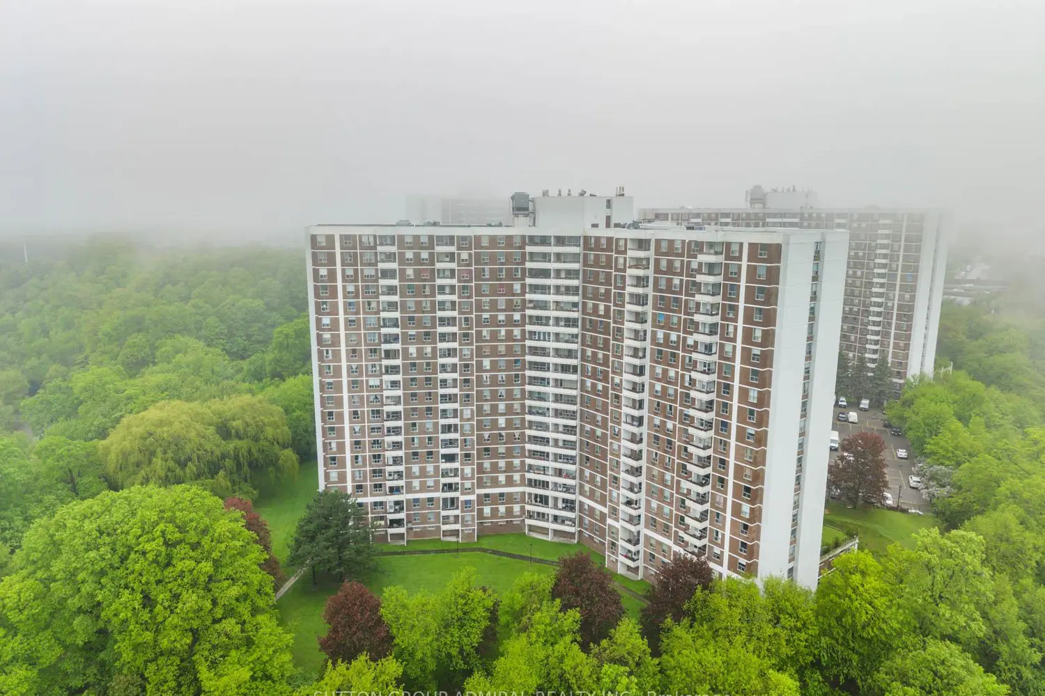 Additional image 15 of 20 Edgecliff Golfway 1603
