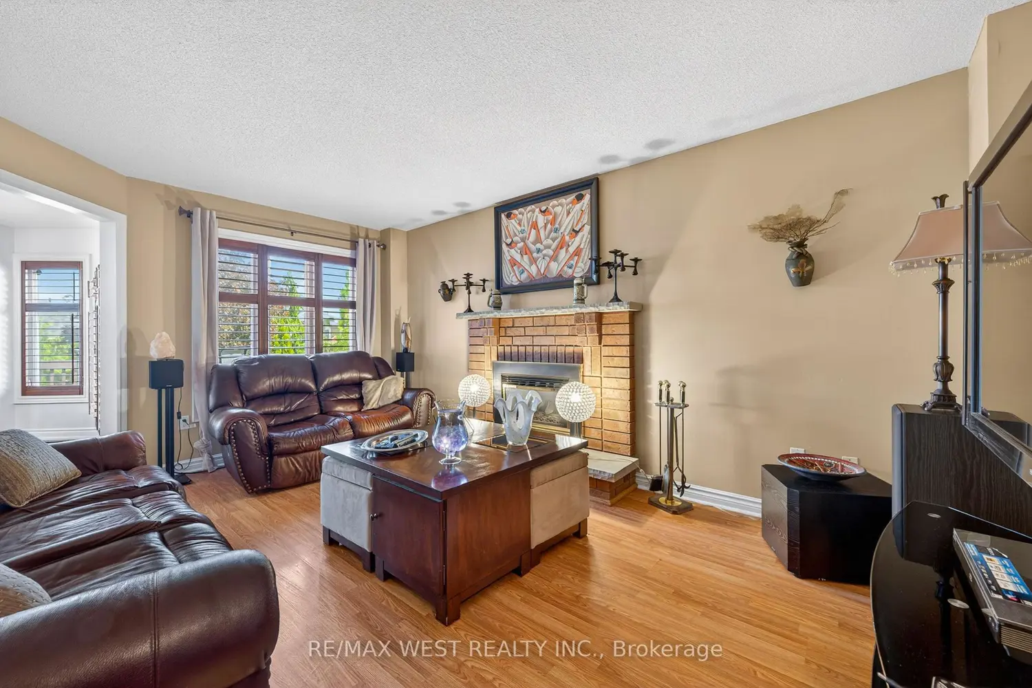 Additional image 9 of 27 Golden Meadow Road