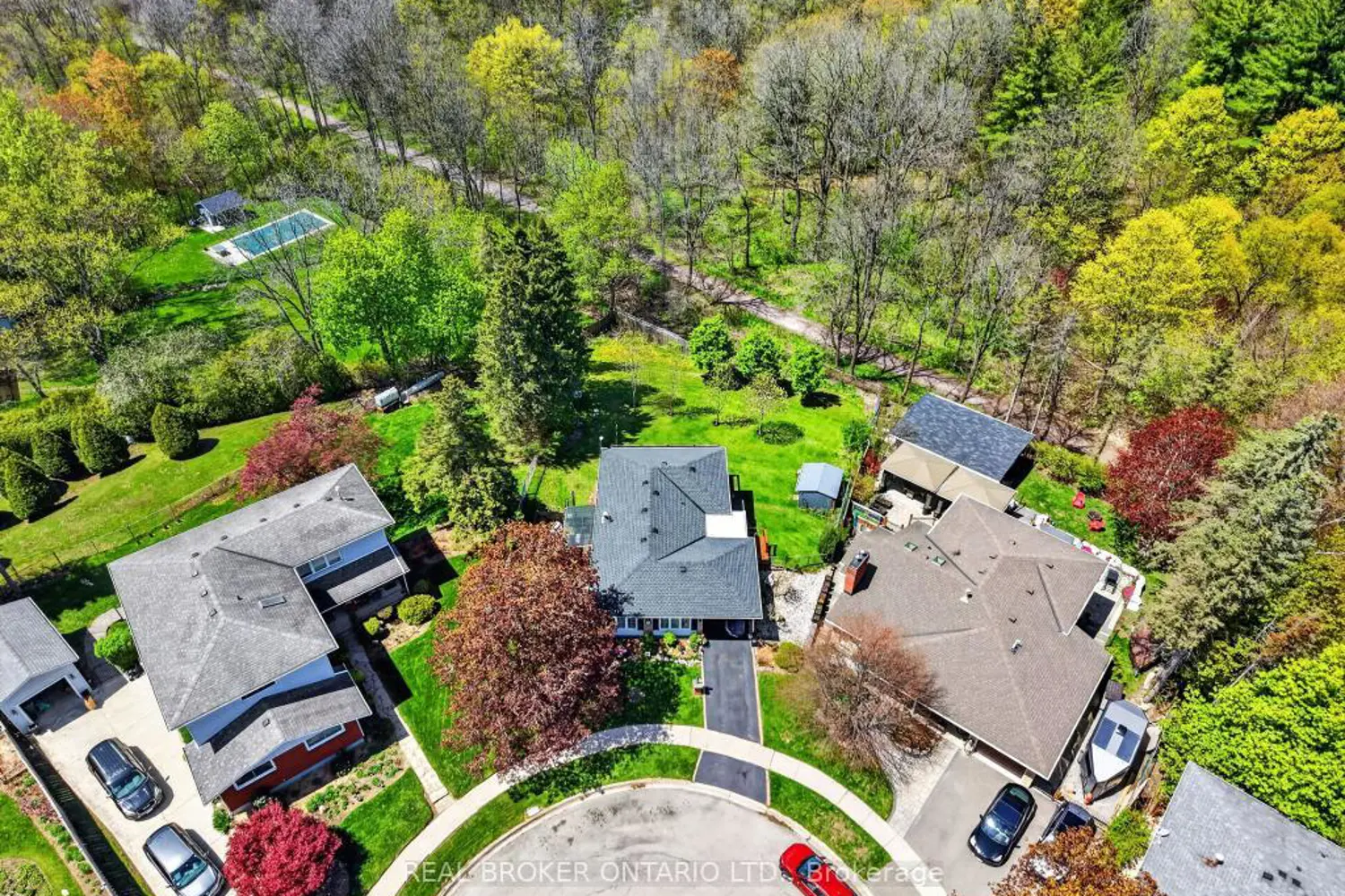 55 Sunrise Crescent