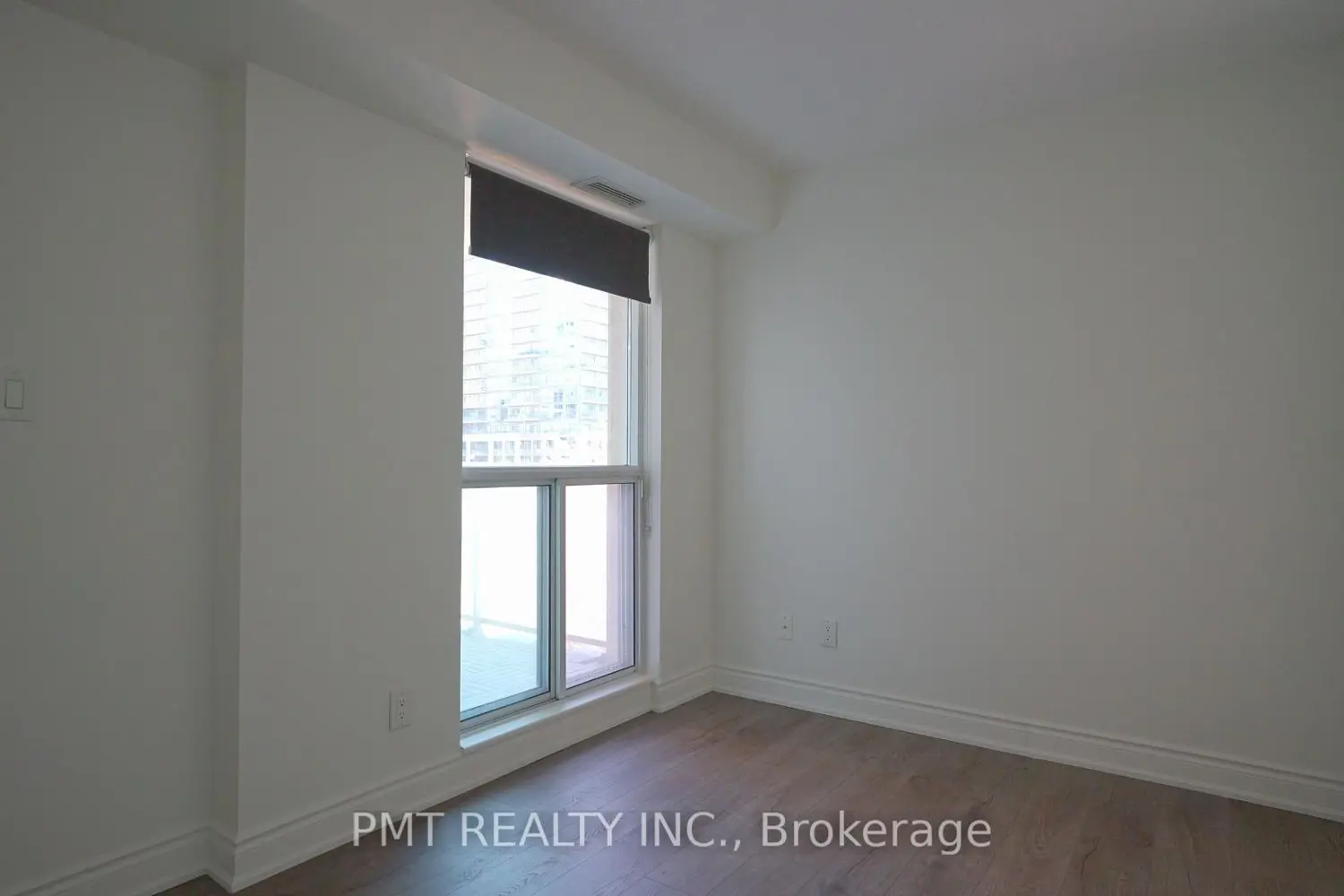 Additional image 15 of 230 King Street 803