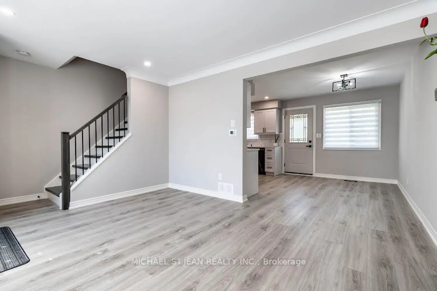 261 Scott Street B photo 4