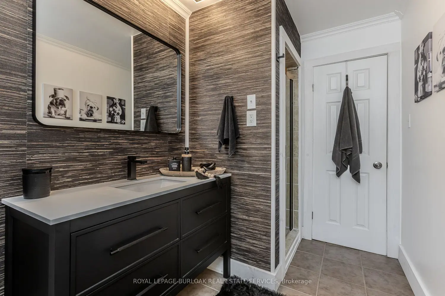 1109 Dowland Crescent photo 5