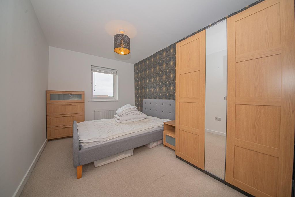 Additional image 7 of 2 bed flat for saleSomers Way, Eastleigh SO50