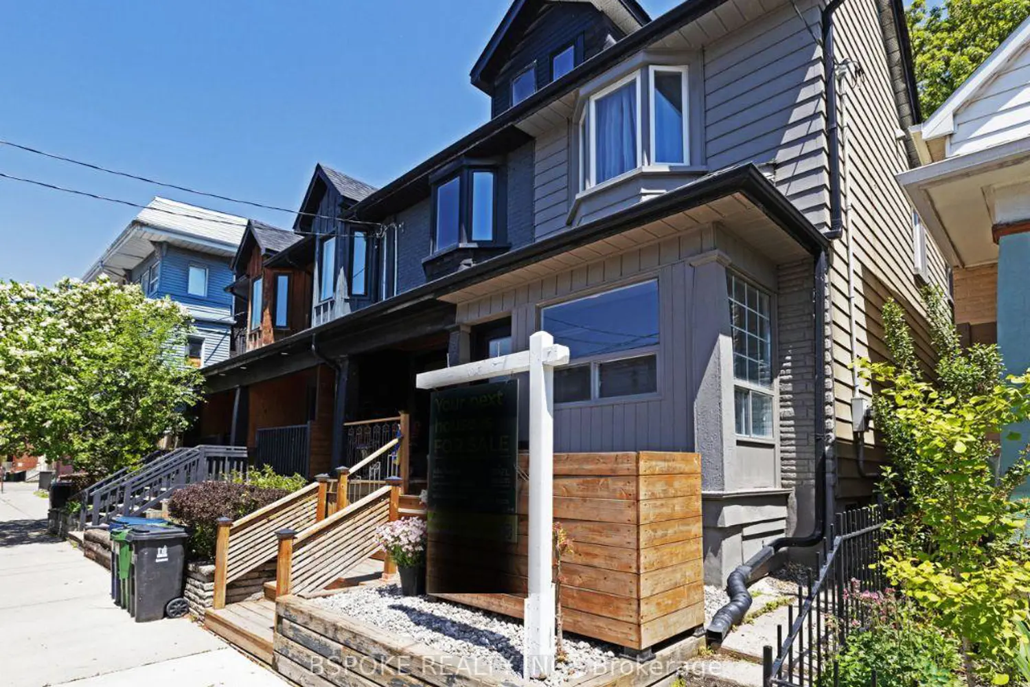 75 Laing Street