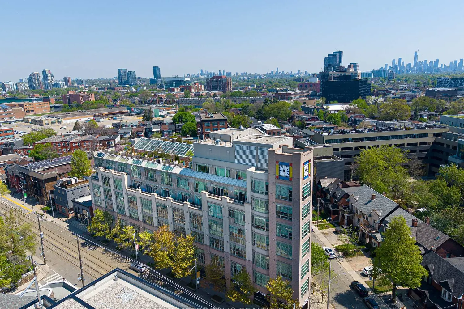 Additional image 18 of 437 Roncesvalles Avenue 438