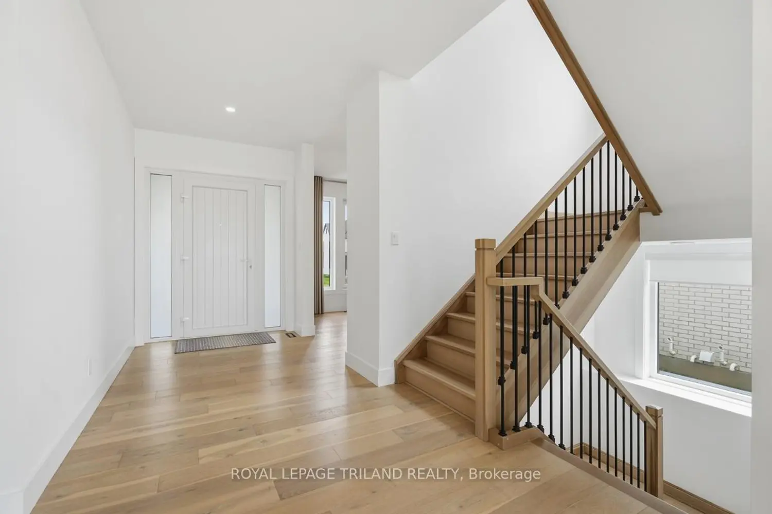 77 Crestview Drive photo 2
