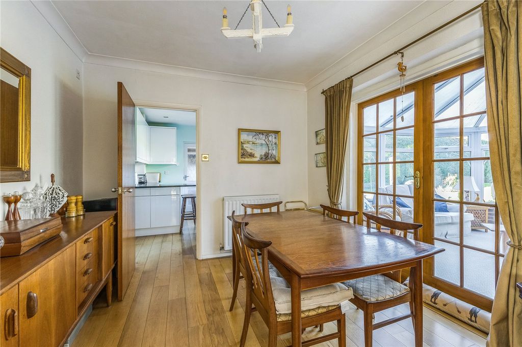 Additional image 7 of 4 bed detached house for saleThe Avenue, Dunstable, Bedfordshire LU6