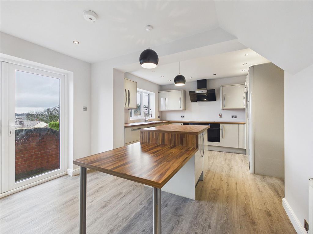 Additional image 2 of 4 bed detached house for saleSalisbury Road, Dronfield S18