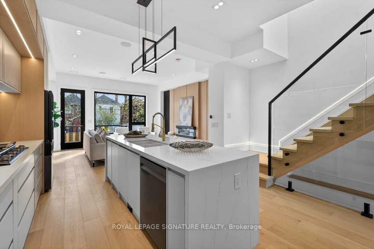 Additional image 5 of 53 Lesmount Avenue