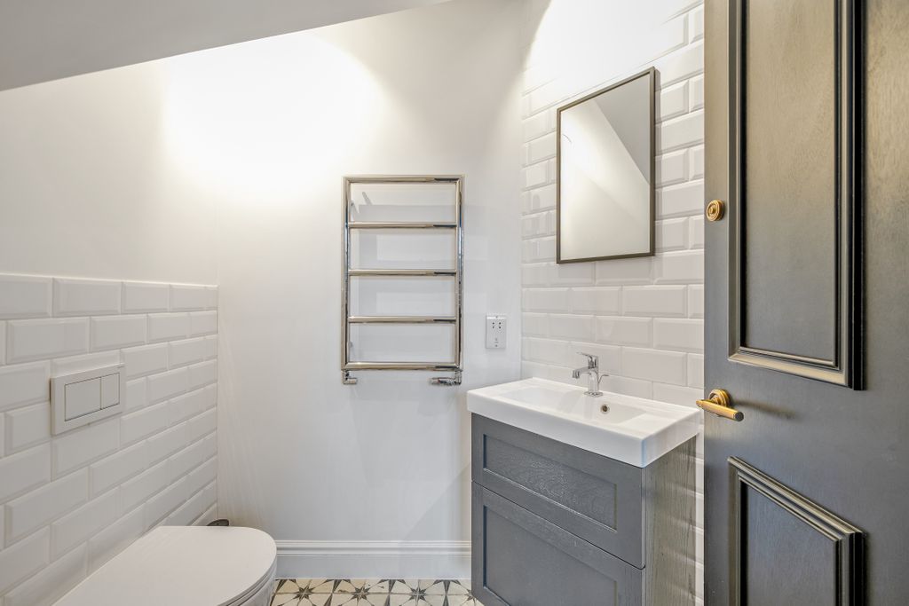 Additional image 22 of 4 bed terraced house for saleDowns Road, Epsom KT18