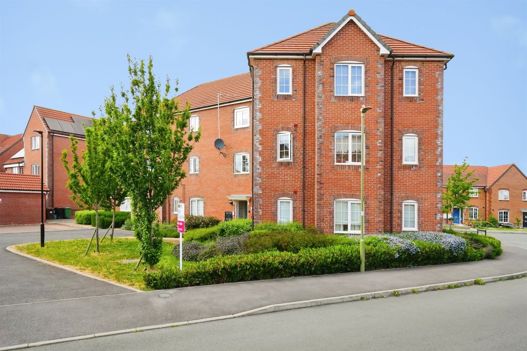 2 bed flat for saleFalcon Drive, Didcot OX11