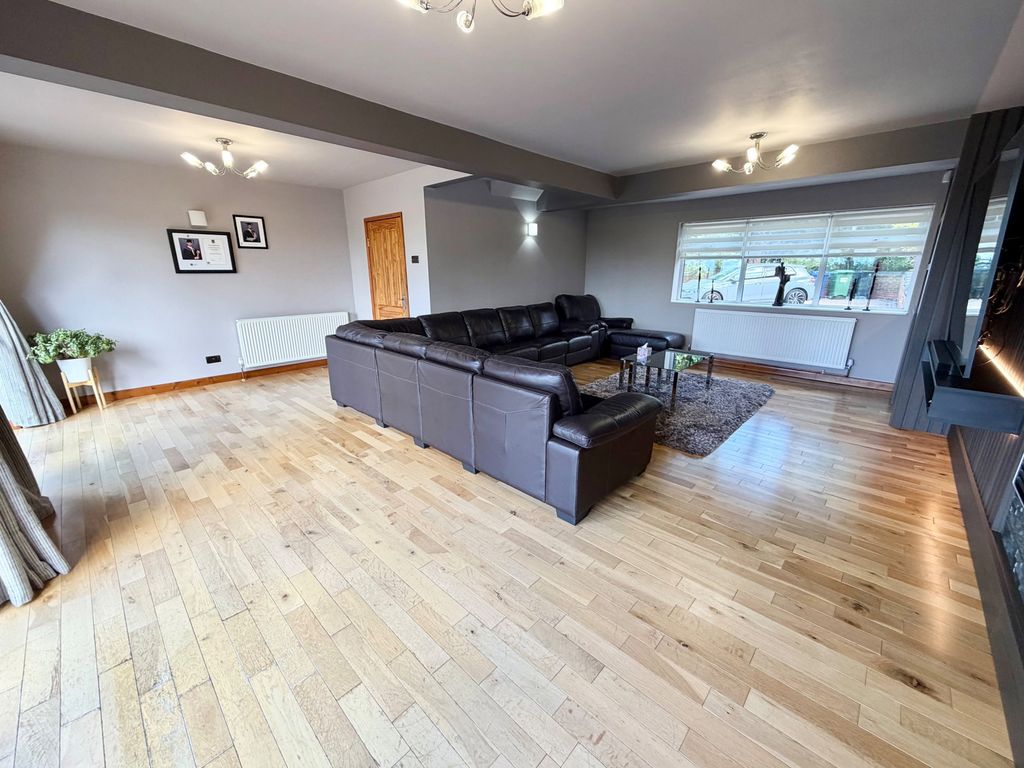 Additional image 13 of 5 bed detached house for saleOakham Road, Oakham, Dudley DY2