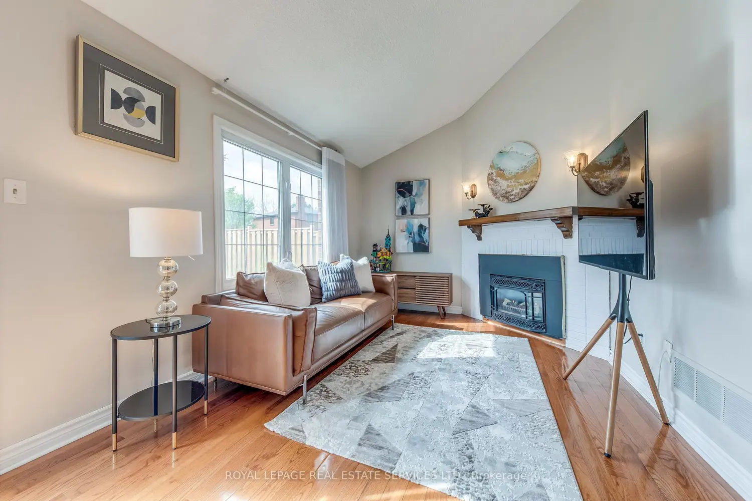 Additional image 9 of 3390 Chartrand Crescent