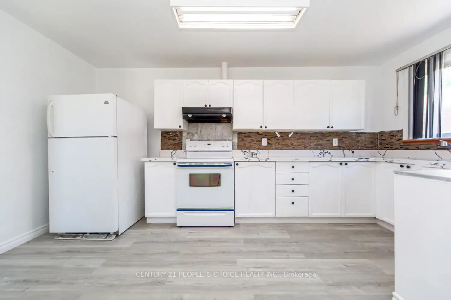 Additional image 8 of 115 Mcmurchy Avenue
