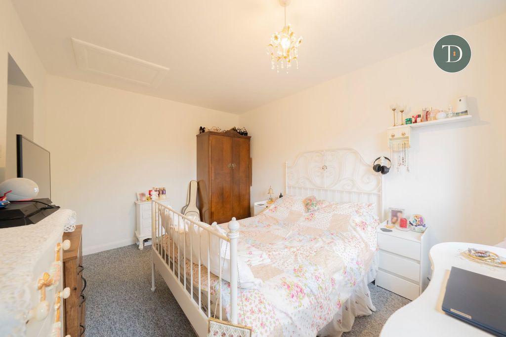 Additional image 10 of 5 bed detached house for saleChester Road, Great Sutton, Ellesmere Port CH66