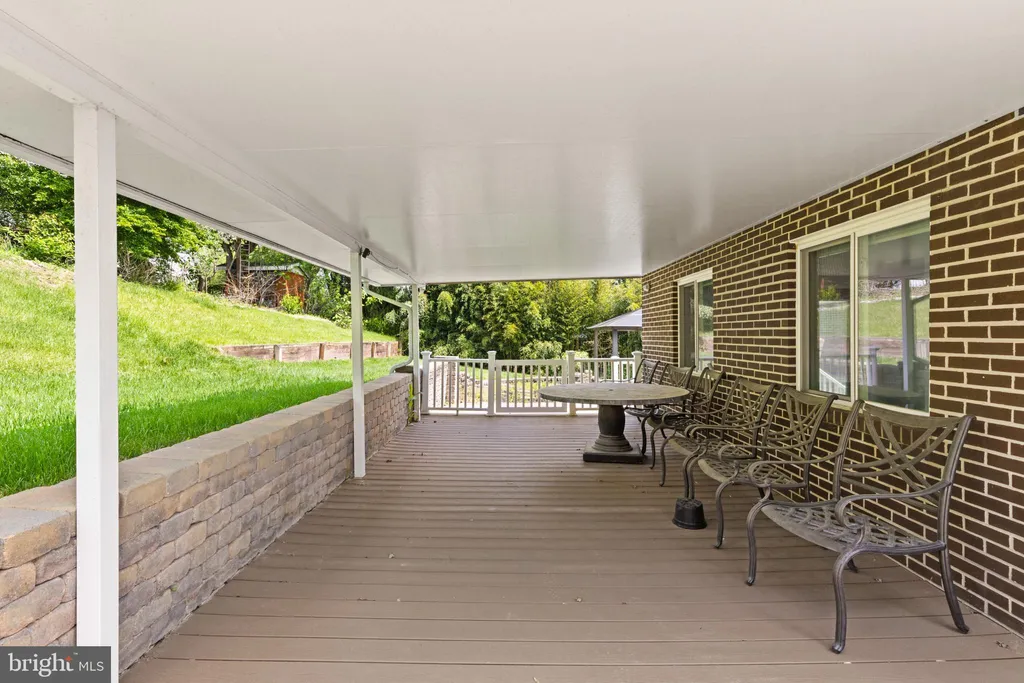 8006 Woodhaven Court, Baltimore, MD 21237
