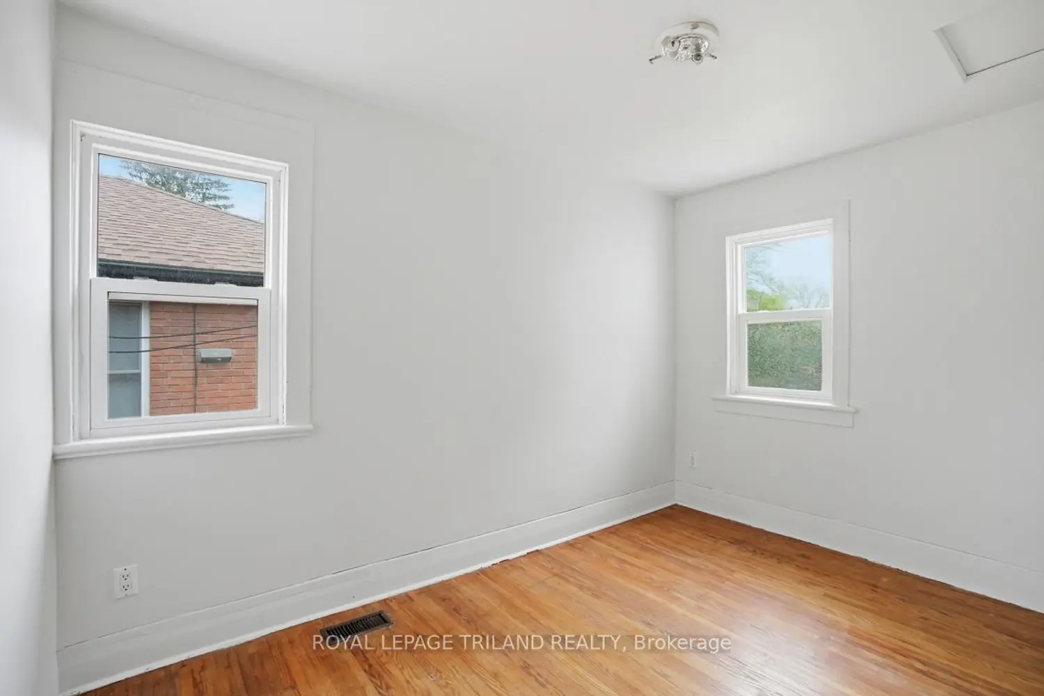 Additional image 9 of 98 Cartwright Street