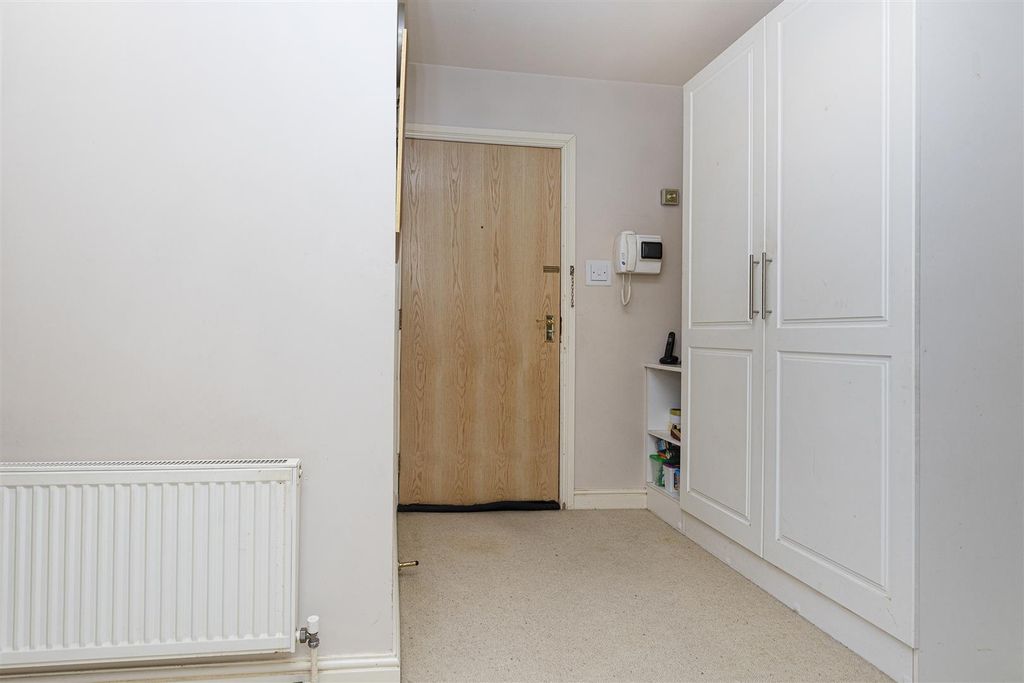 Additional image 14 of 2 bed flat for saleLaund Road, Salendine Nook, Huddersfield HD3