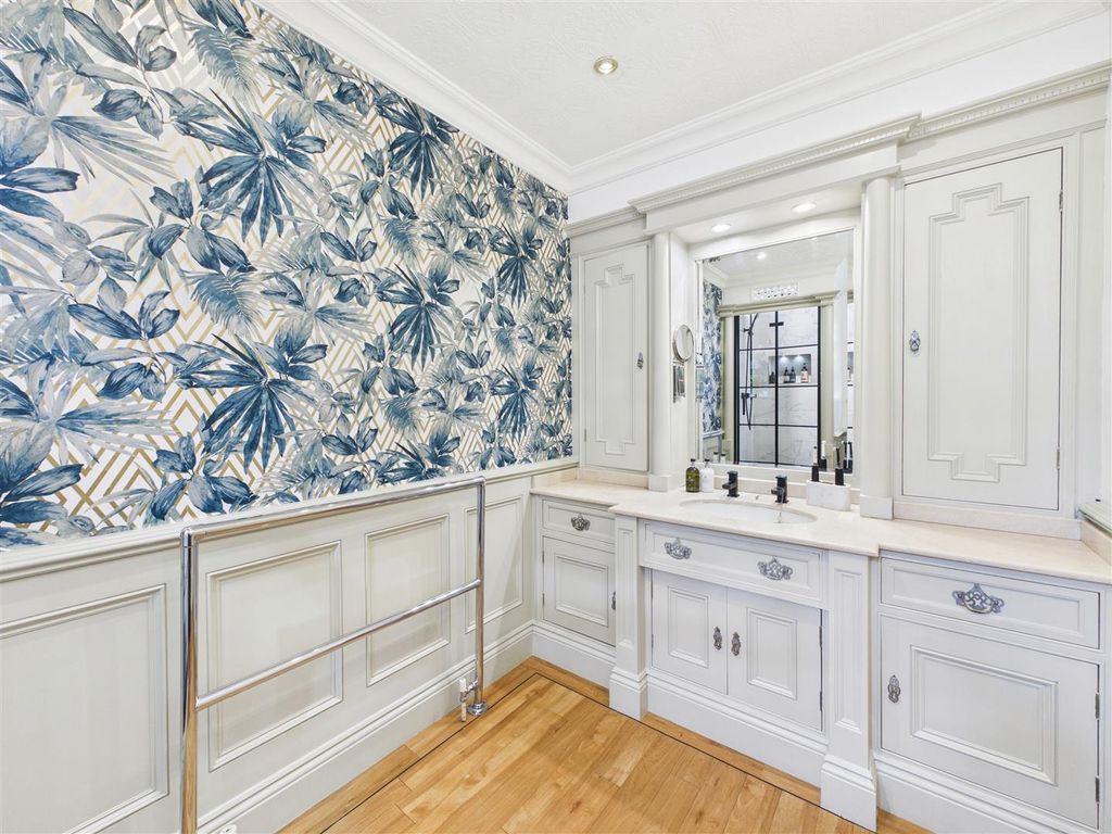 Additional image 24 of 5 bed property for saleNetherways, Park Avenue, Dronfield S18