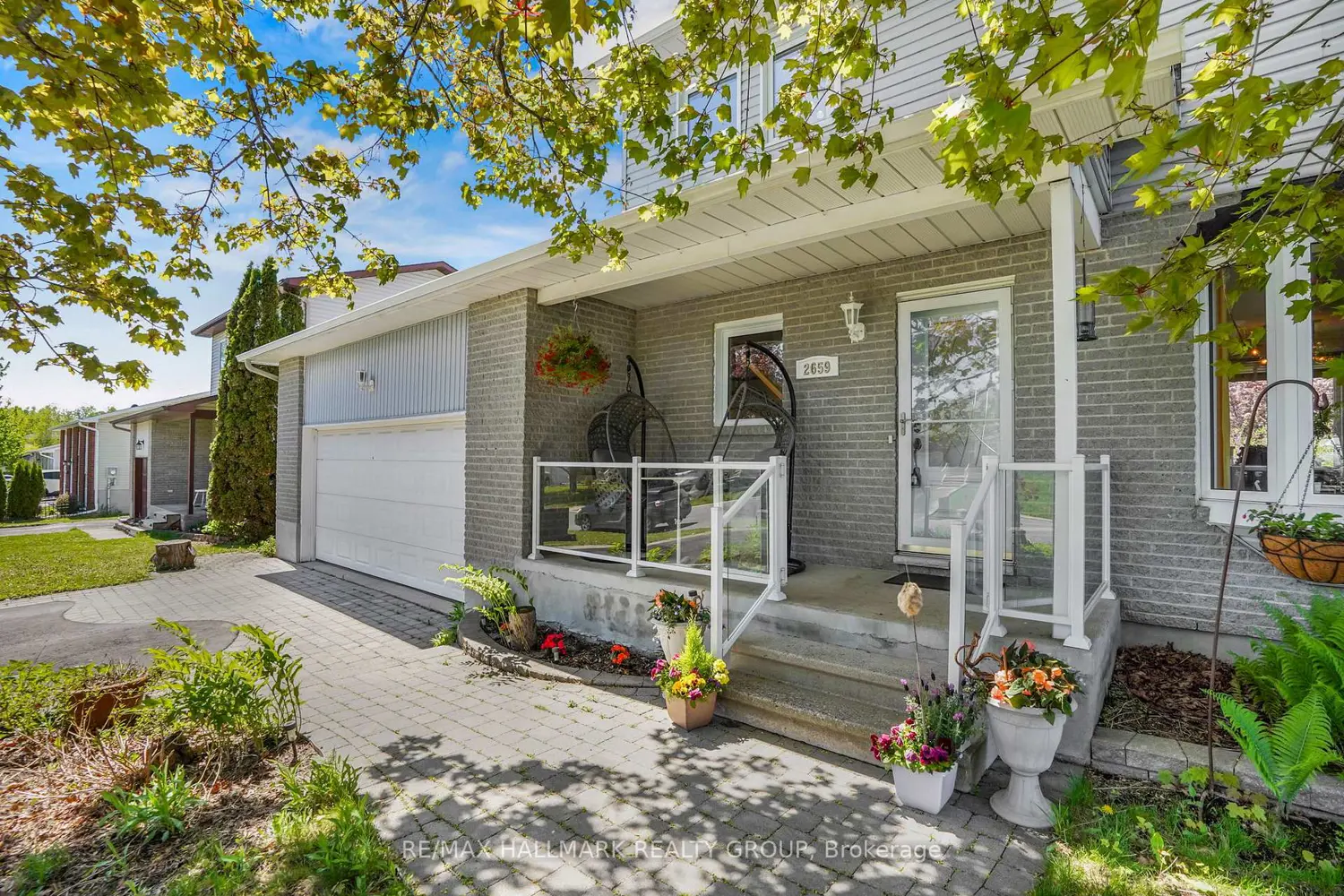 2659 Liliane Street photo 2