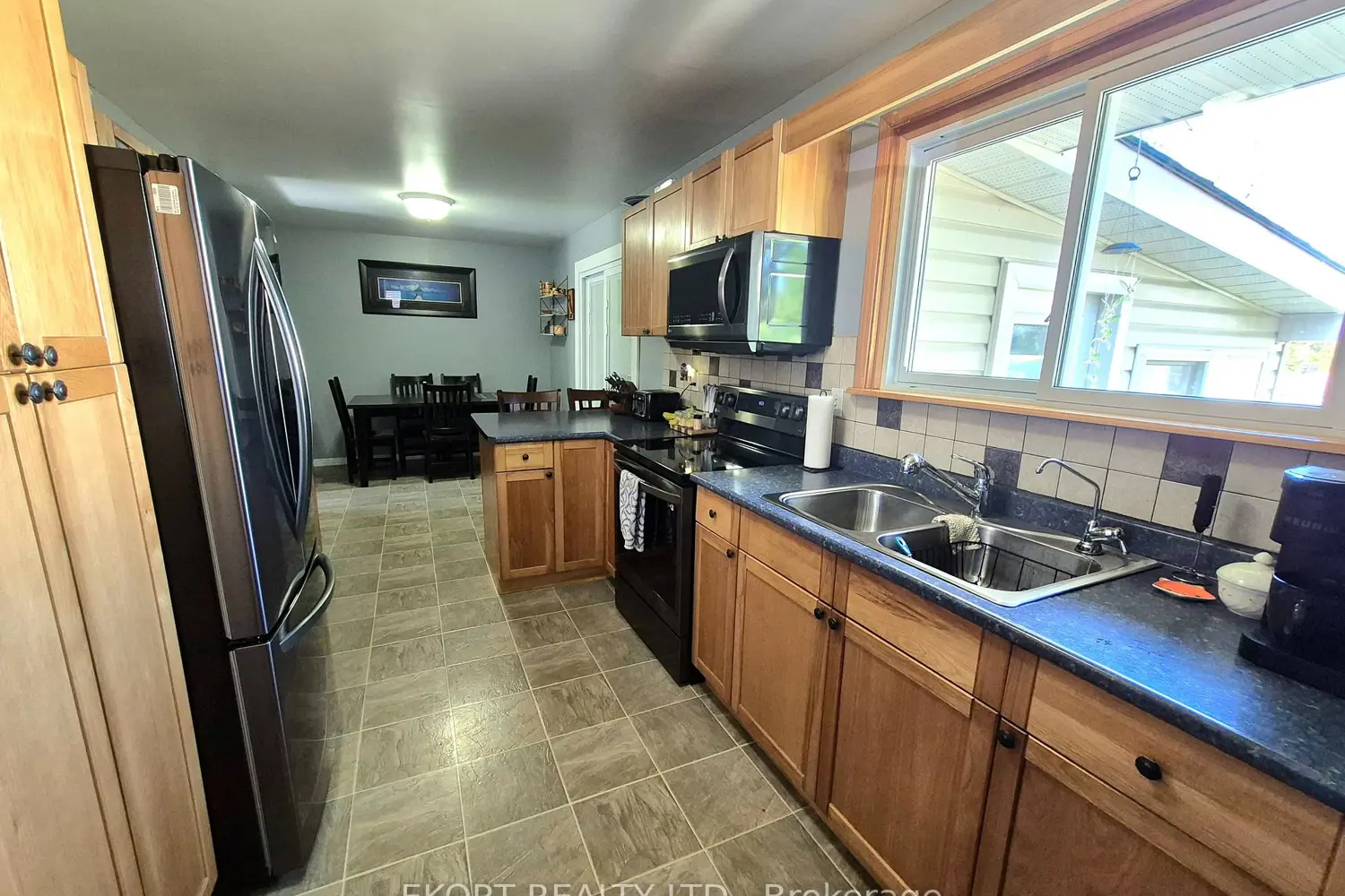 2328 Wallbridge-Loy Road photo 3