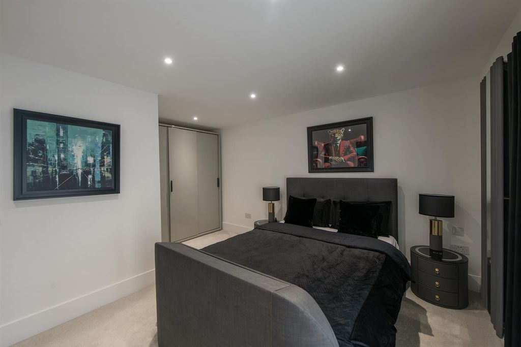 Additional image 18 of 3 bed town house for sale13A West Burnside, Dollar FK14