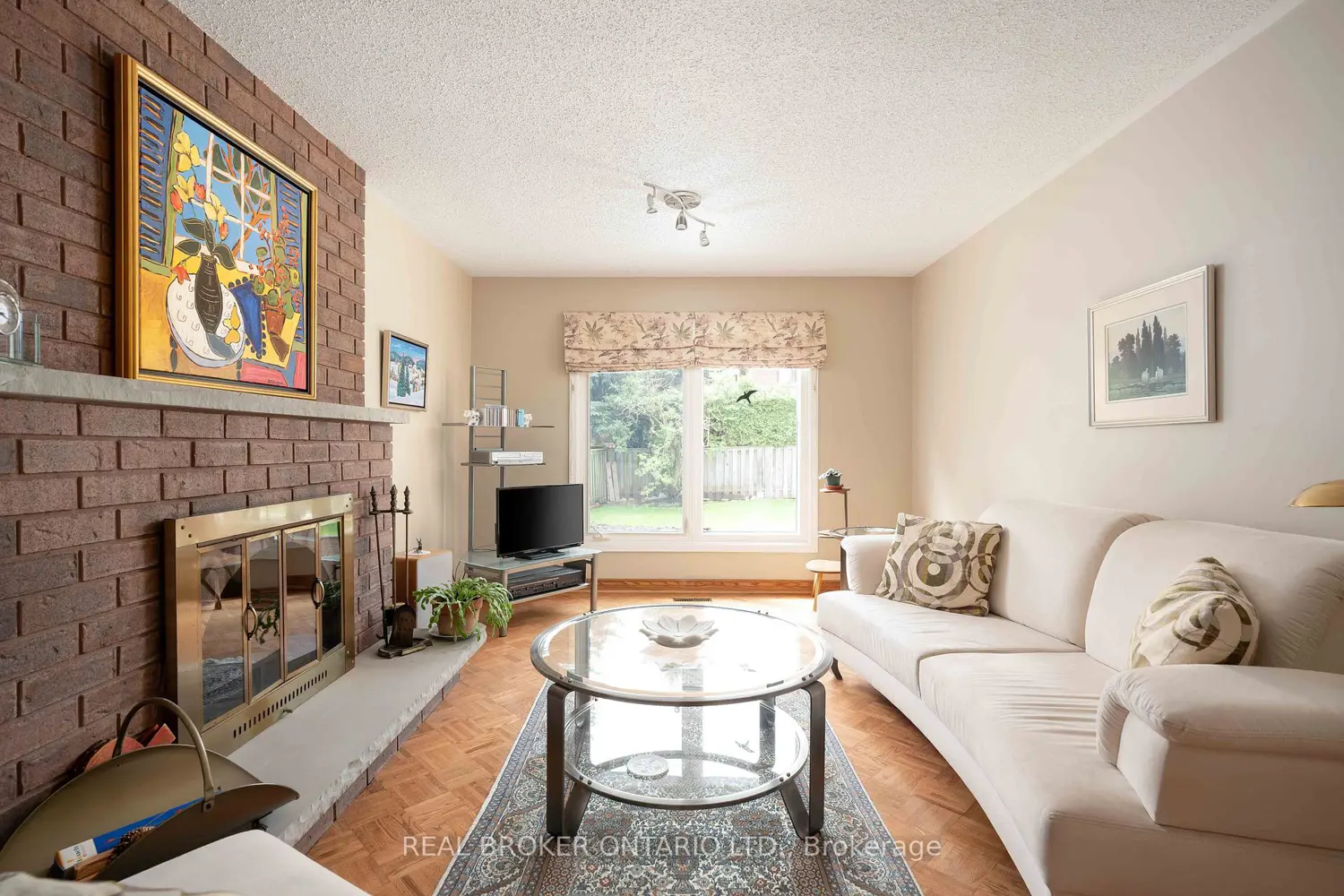 1128 Mayfair Road photo 4
