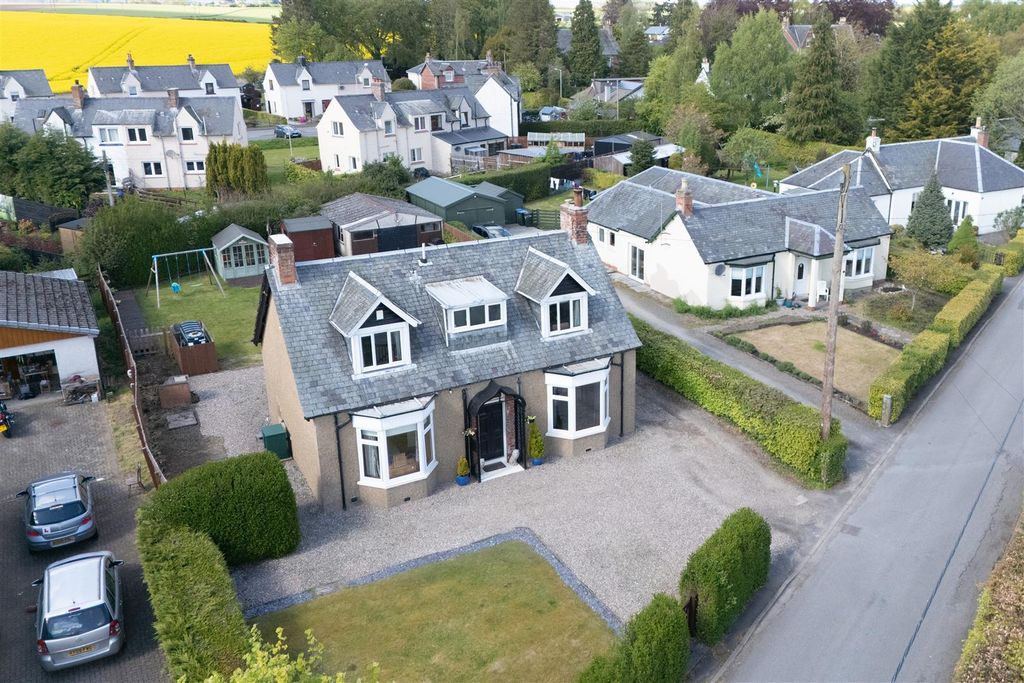 4 bed detached house for saleJames Street, Stanley, Perth PH1