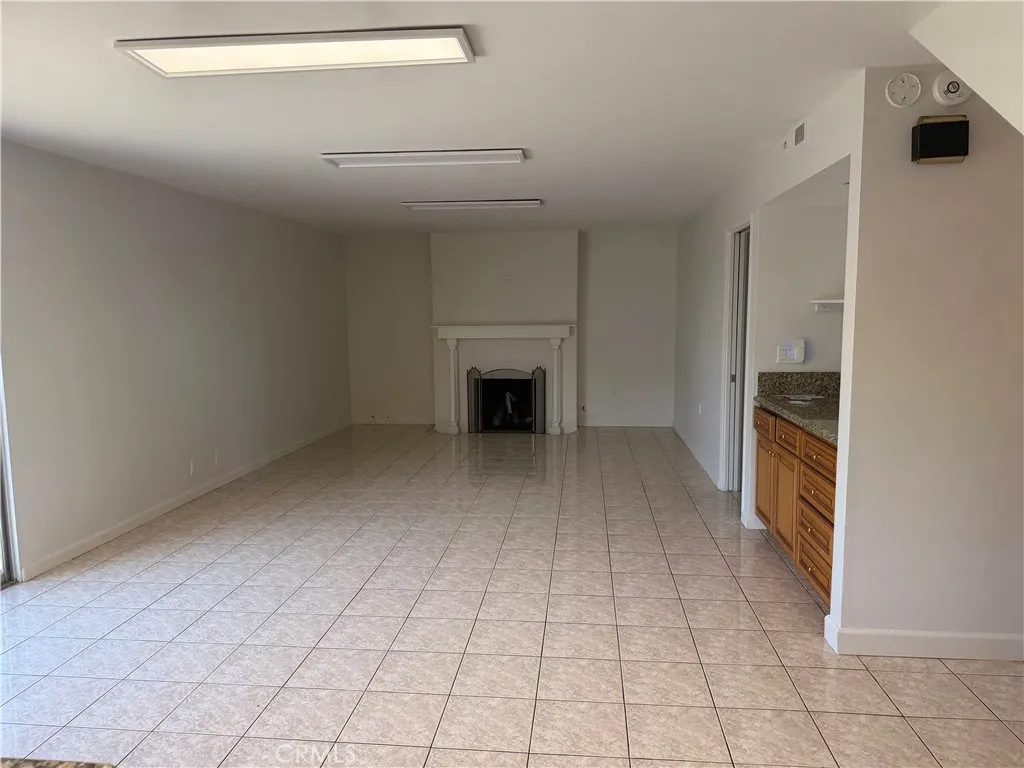 8281 Devilwood Cir, Westminster, CA 92683 photo 3