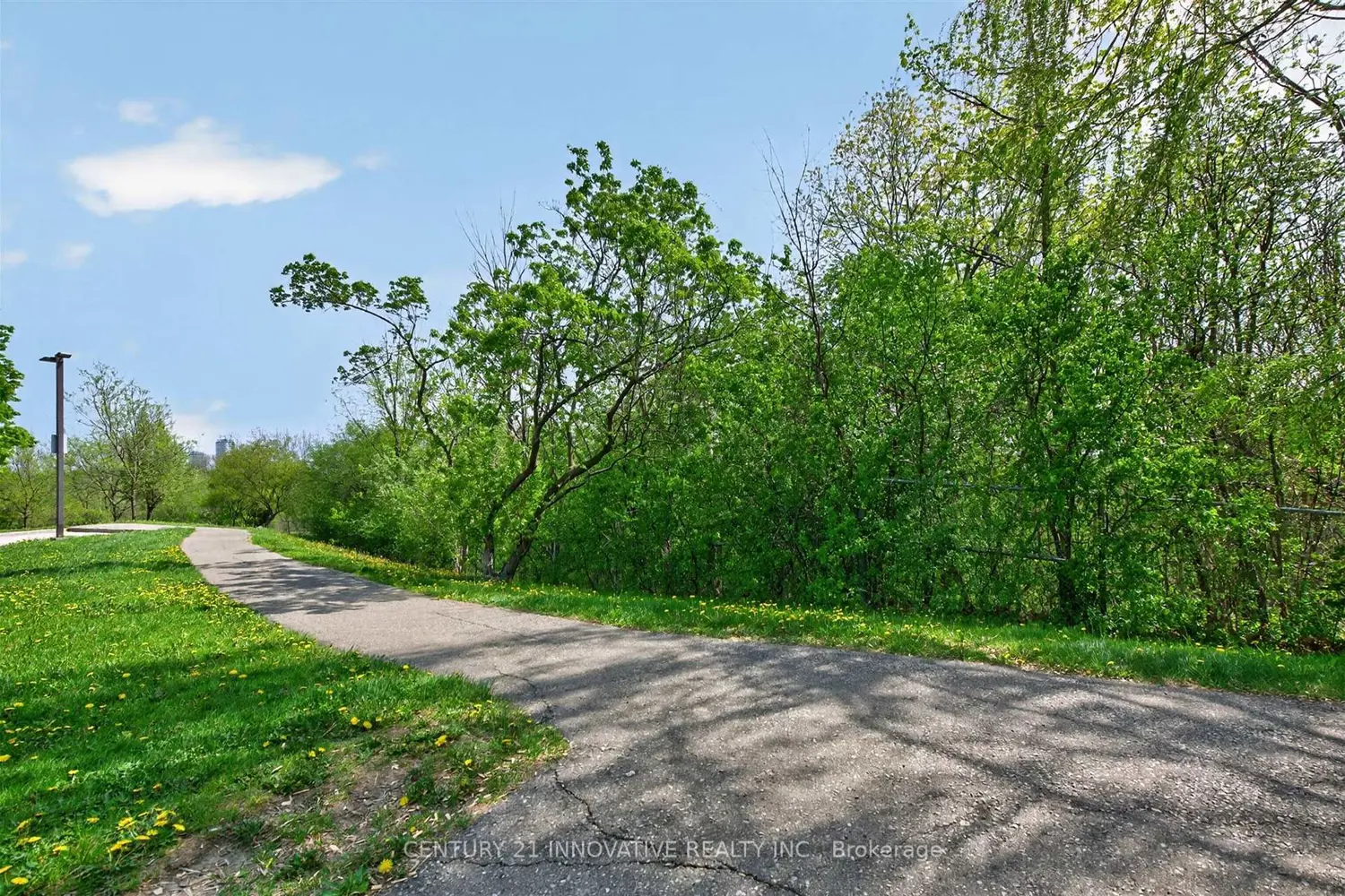 Additional image 10 of 5 Rowntree Road 415
