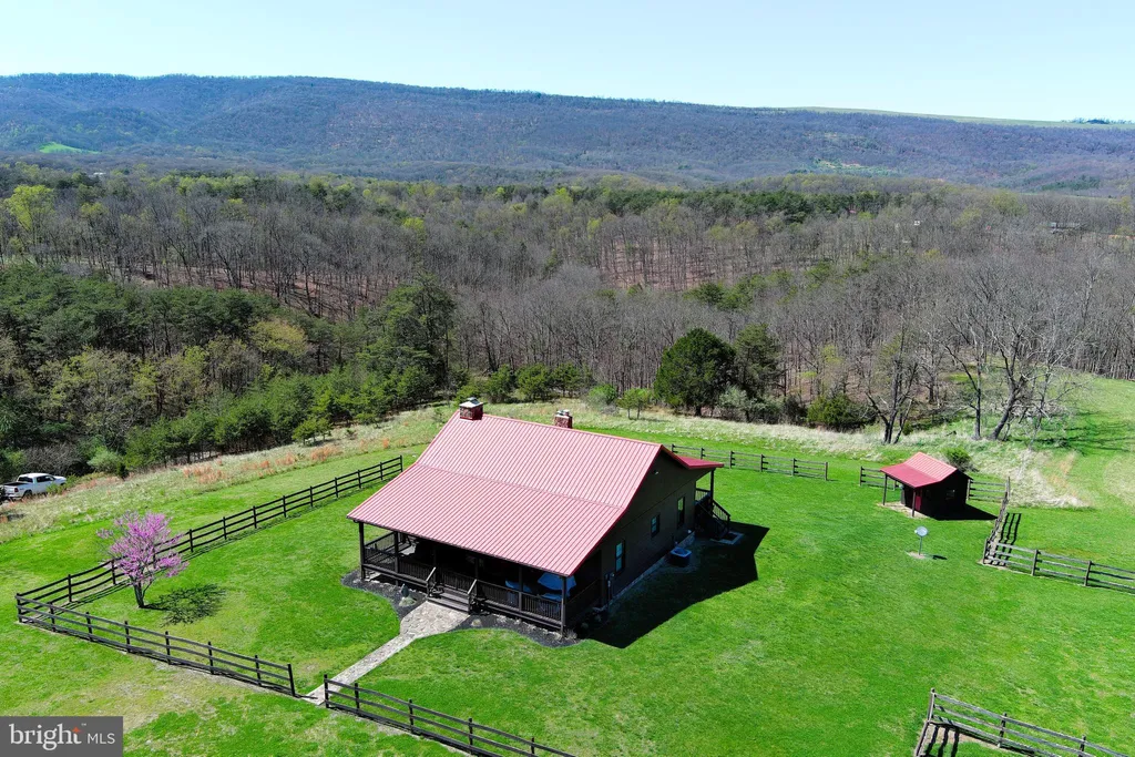 Additional image 128 of 453 Wheaton Drive, Purgitsville, WV 26852