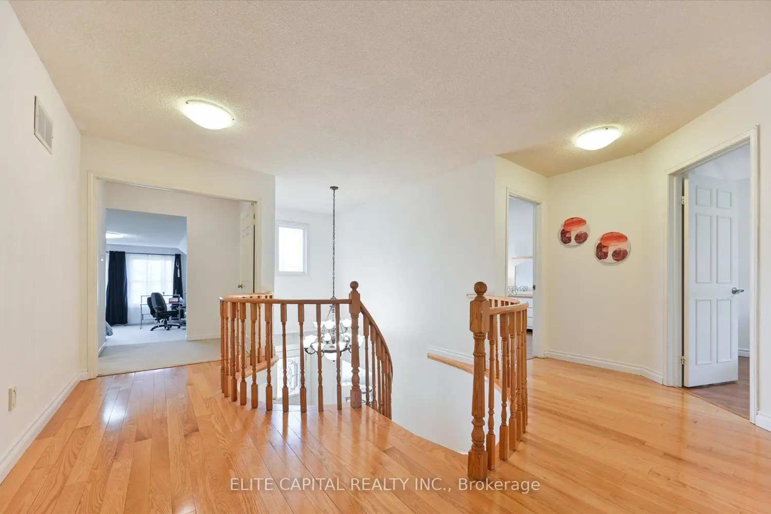 Additional image 12 of 54 Bauer Crescent