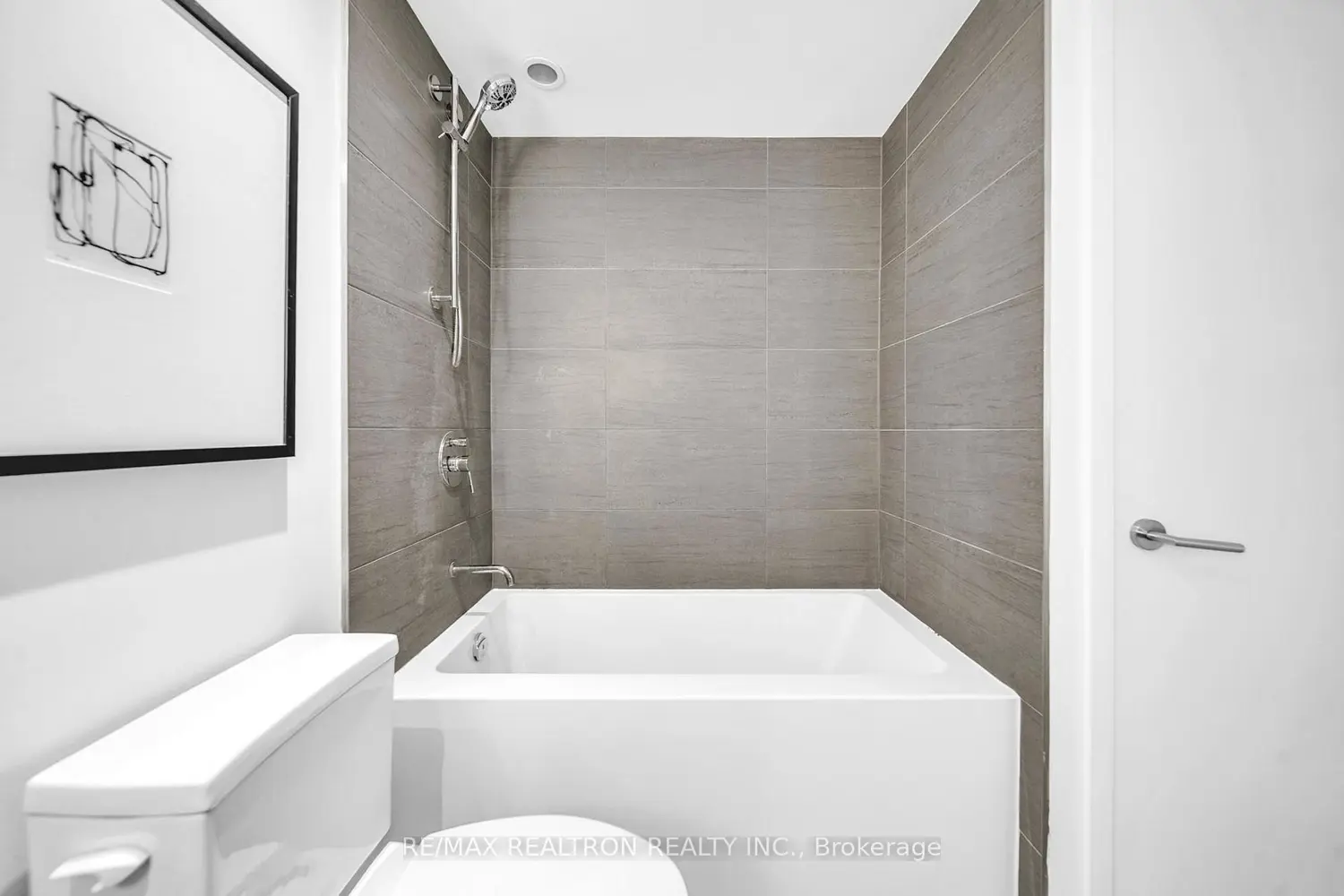 Additional image 10 of 161 Roehampton Avenue 603