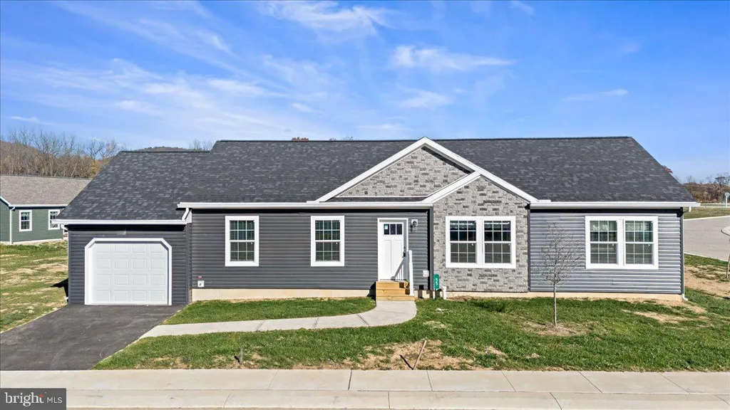 Additional image 37 of 1410 Heytesbury Road, Walnutport, PA 18088