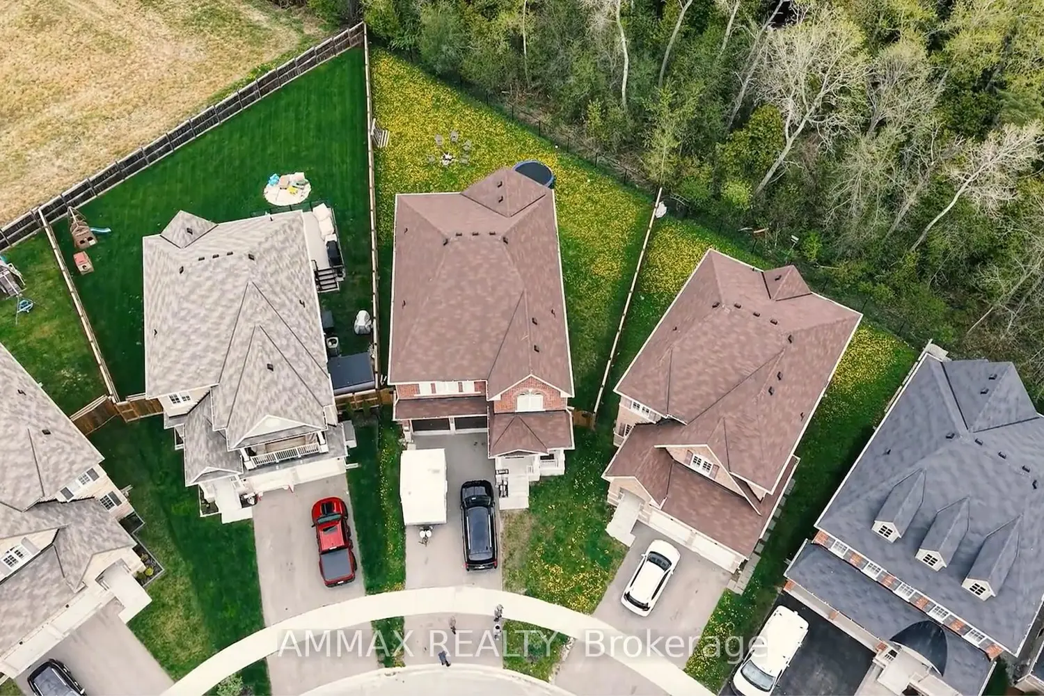 261 Bruce Cameron Drive photo 3