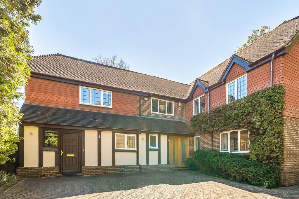 Additional image 4 of 6 bed detached house for saleEllington Way, Epsom KT18