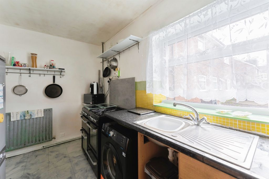 Additional image 6 of 3 bed flat for saleBamburgh Court, Ellesmere Port CH65