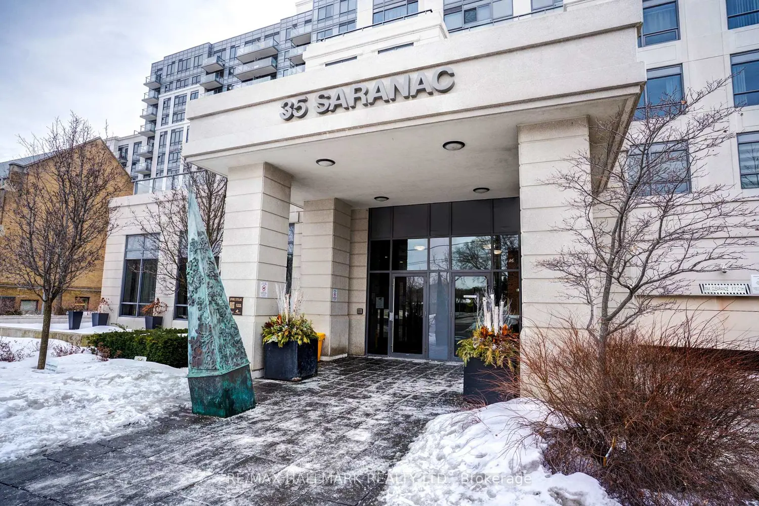 35 Saranac Boulevard 630