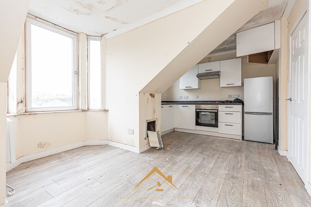Additional image 8 of 1 bed flat for sale7 Flat 2-2, Main Street, Newmilns KA16
