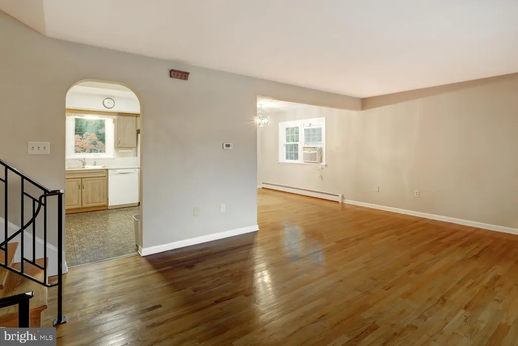 1907 Robindale Avenue, Lancaster, PA 17601 photo 4