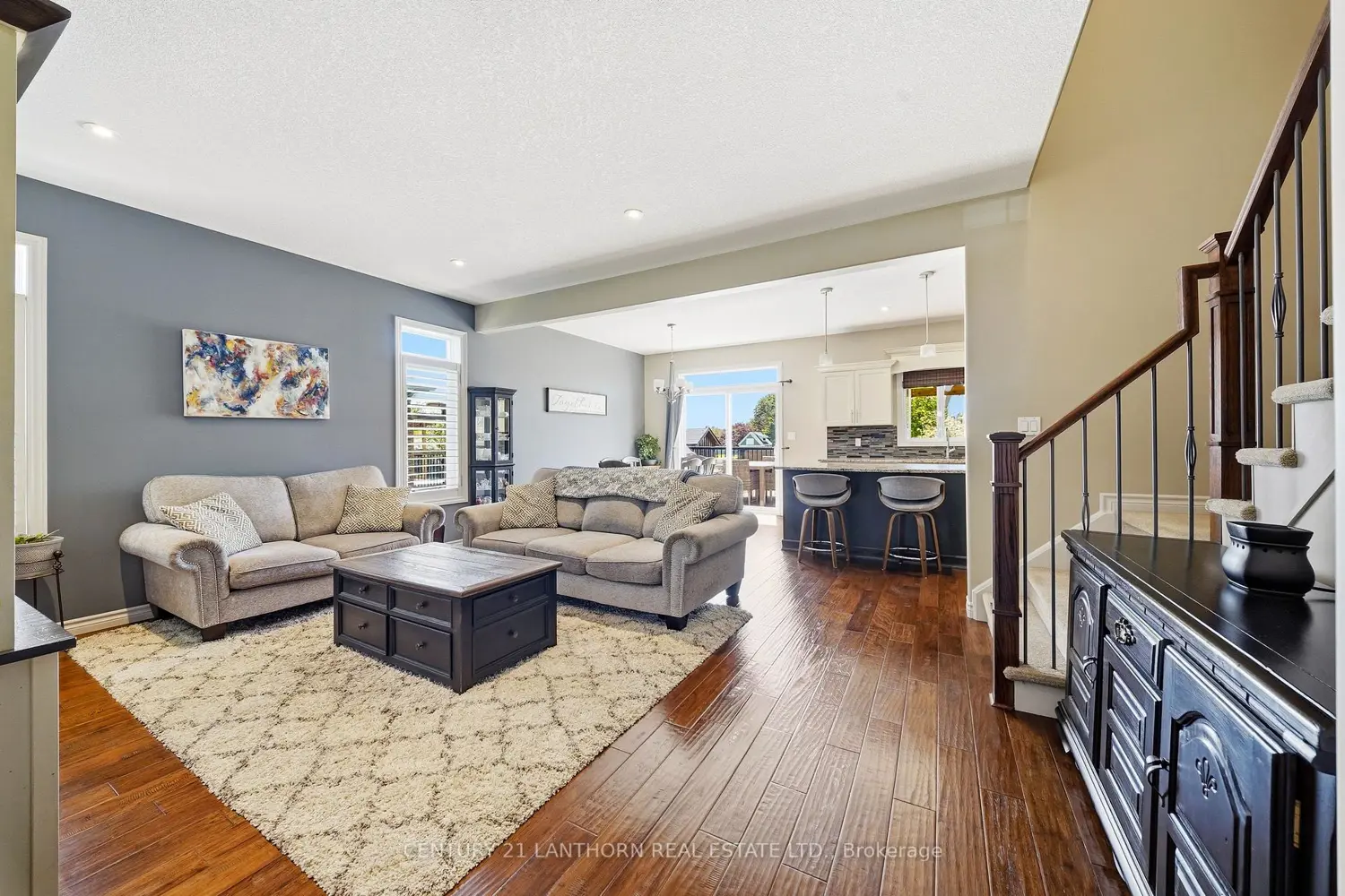 17 Cavendish Drive photo 4