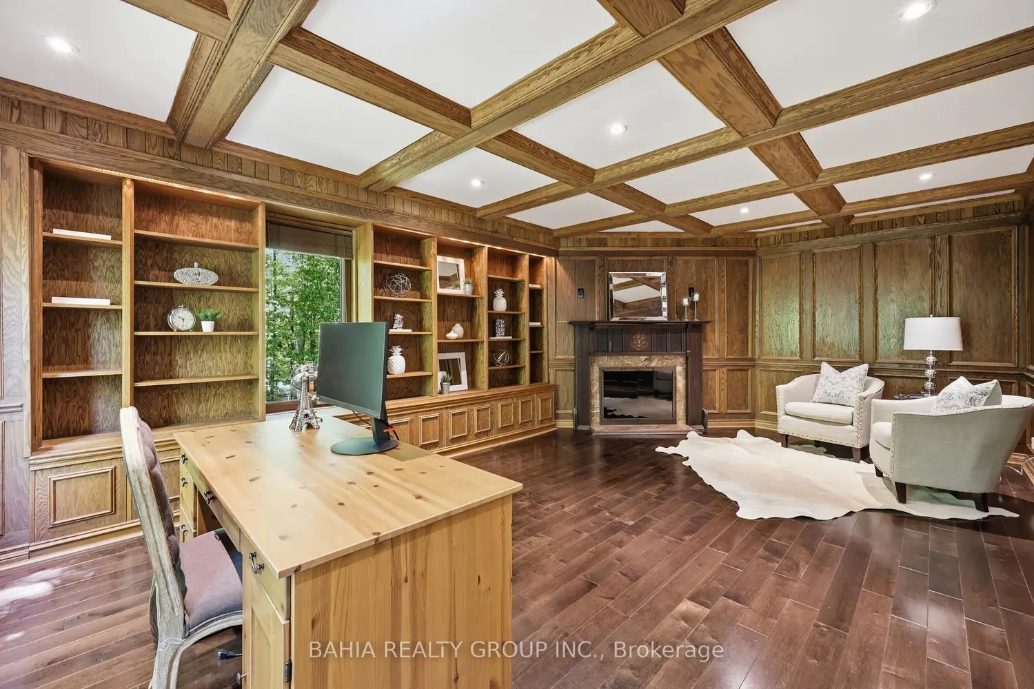 8663 Wood Close photo 5