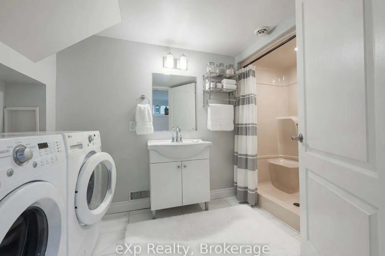 Additional image 11 of 341013 Grey Road 28