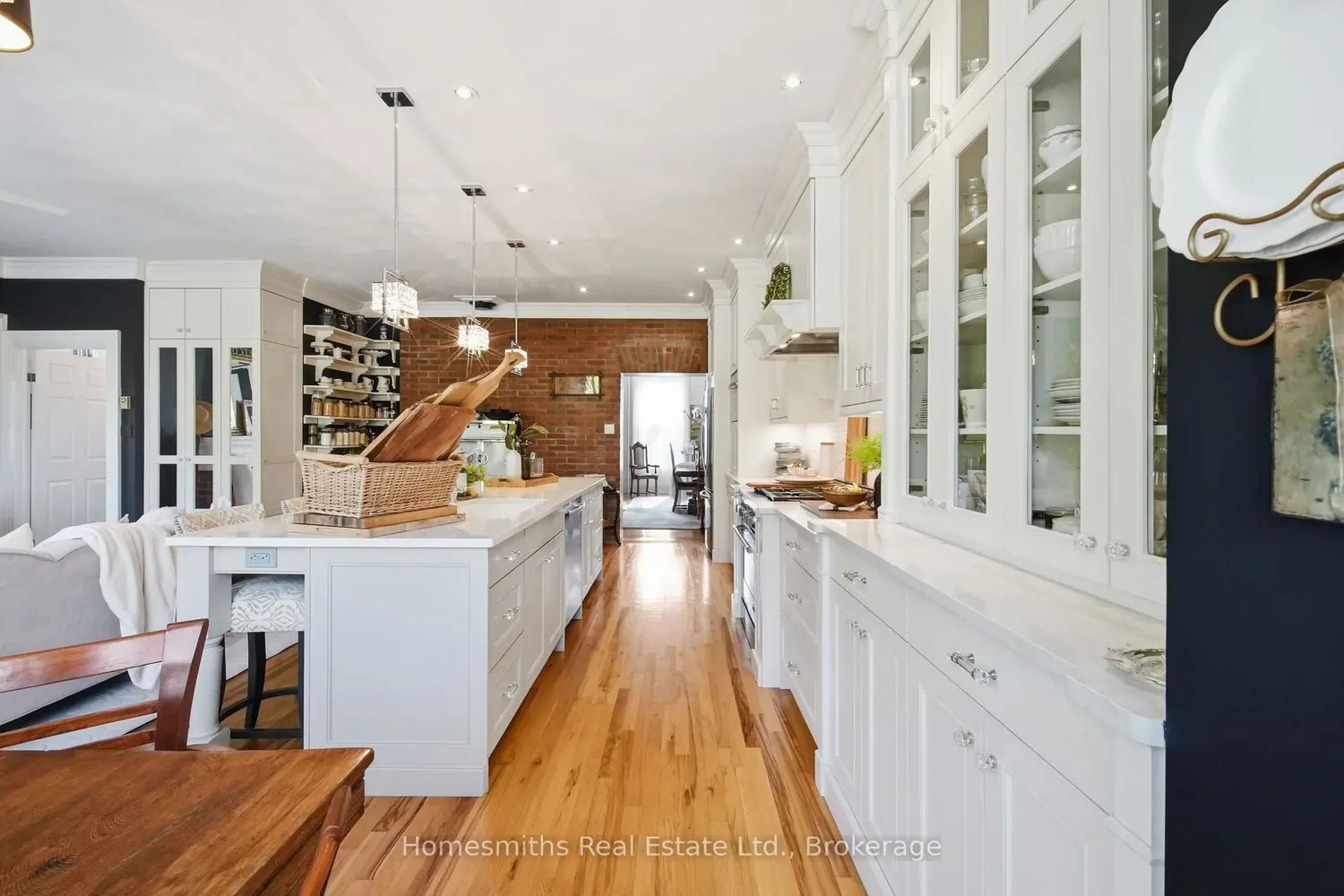 35 Beech Avenue photo 4