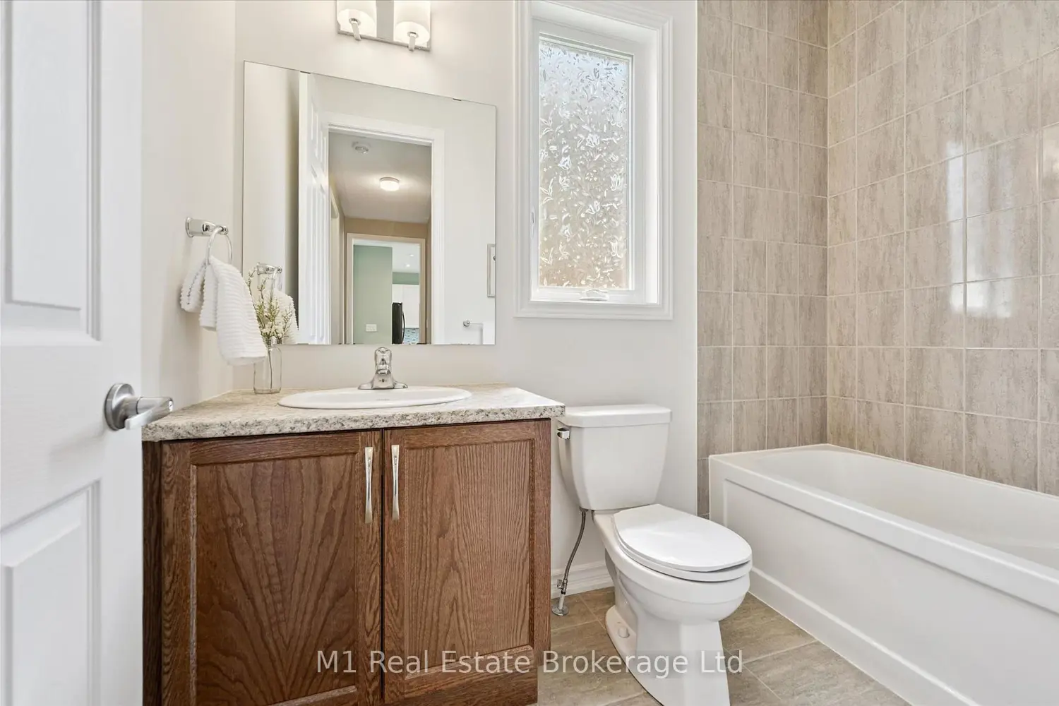 135 Farley Road photo 5