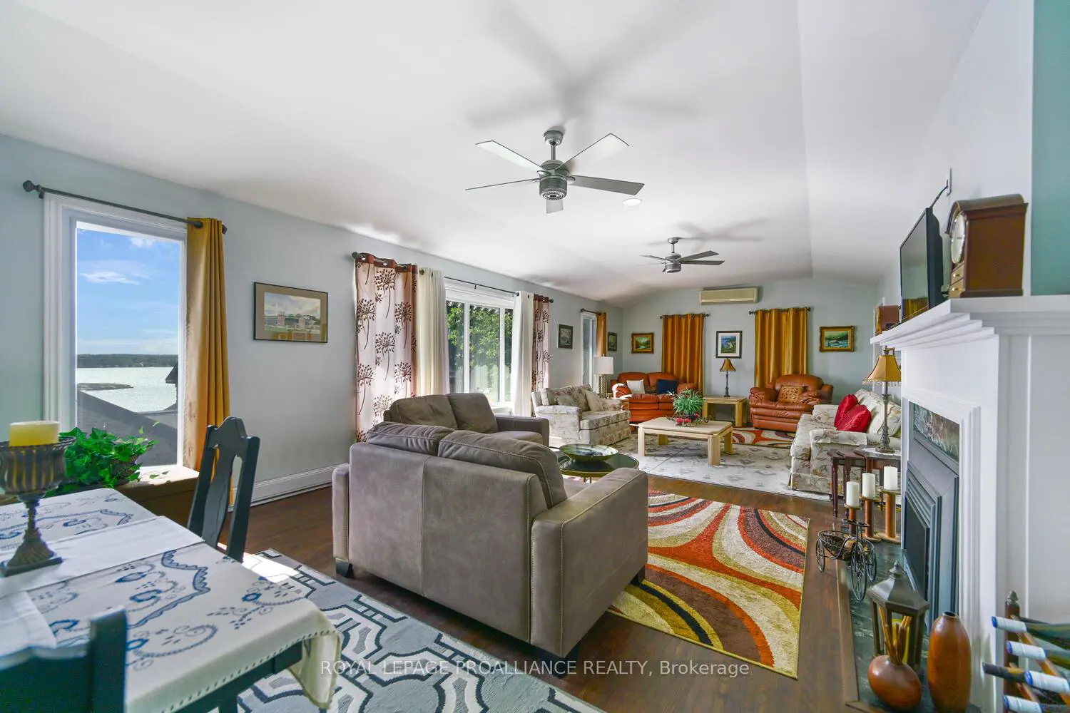 10 Cliffside Crescent photo 4